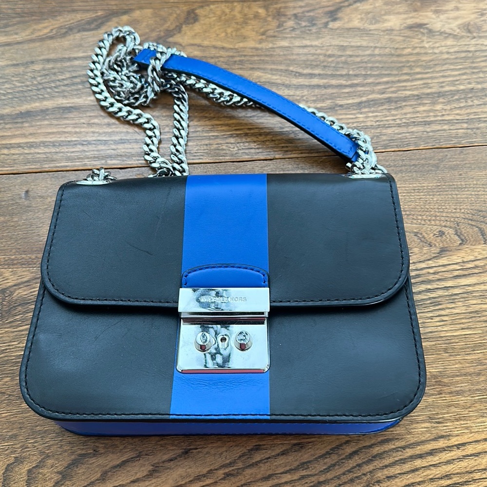 Adorable Michael Kors bag